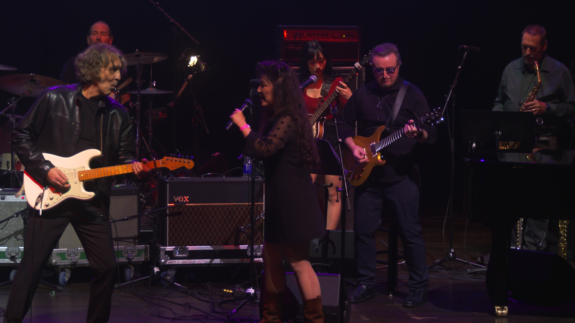 Guitar lessons Toronto — Studio 211 UNBREAKABLE II Michelle Park